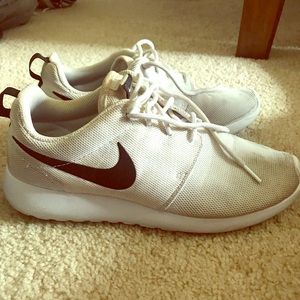 Nike Rosches